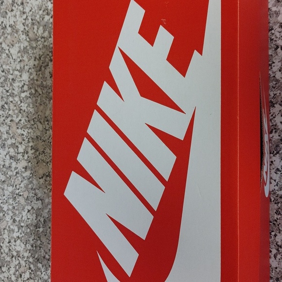 Nike GTS 97 BRAND NEW - DV2121 900 - Picture 7 of 9